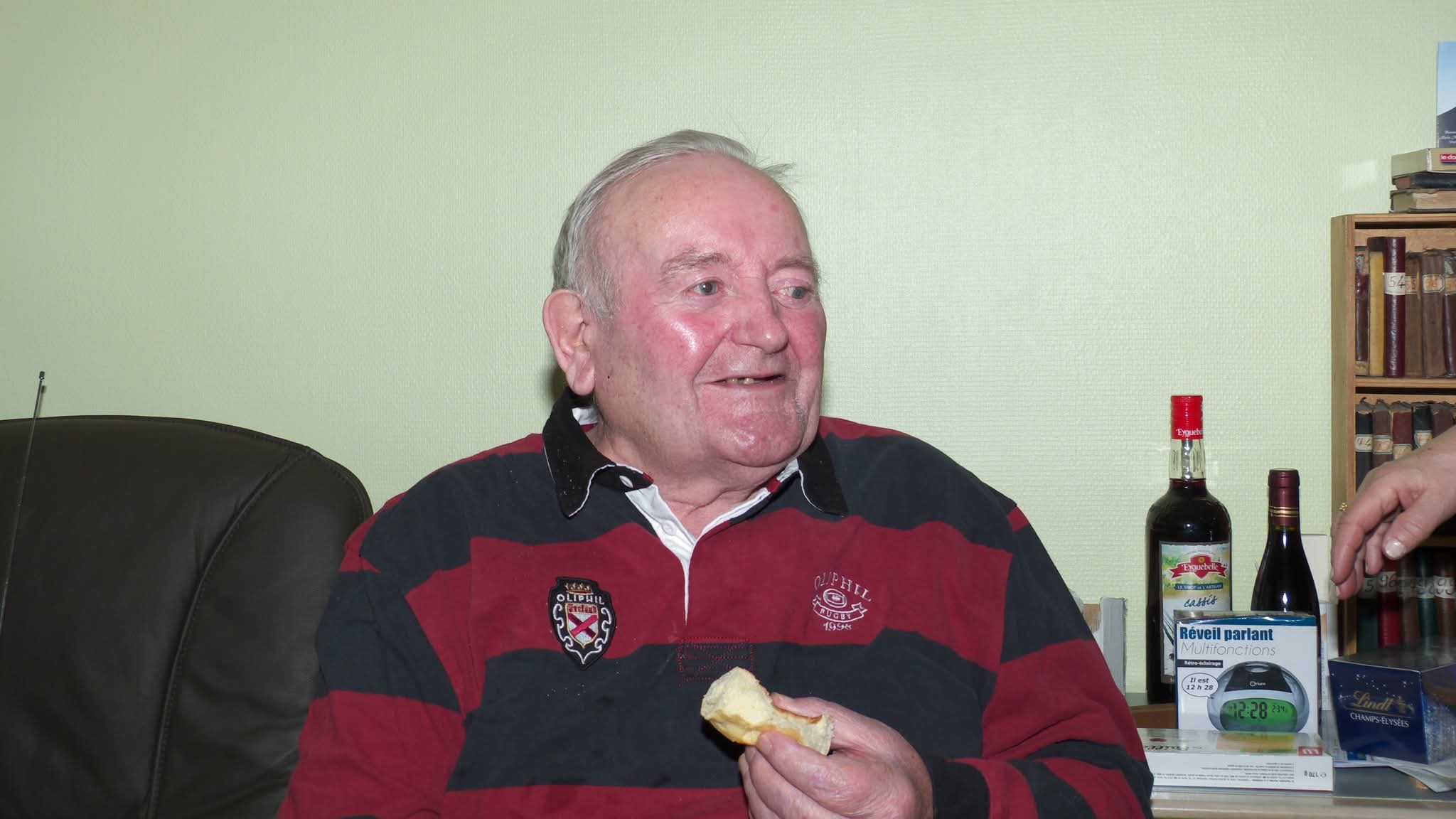 Hommage au père Fernand Delay